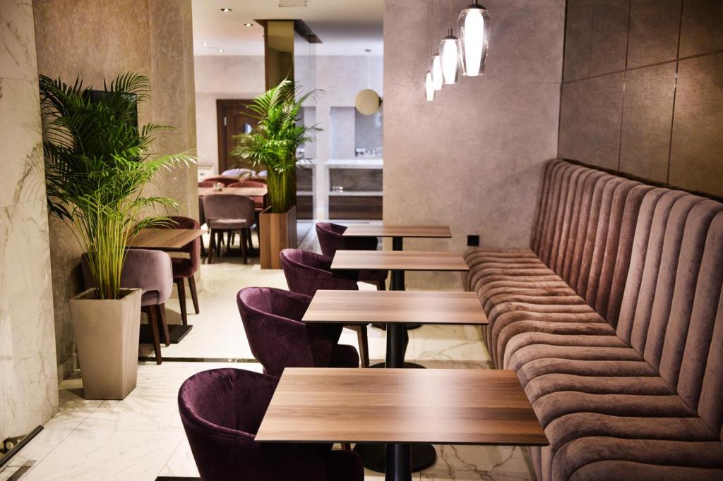 Hotel Ideja - bar lounge