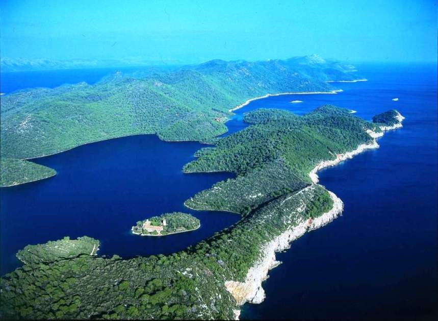 Miljet National Park - salt-water lakes