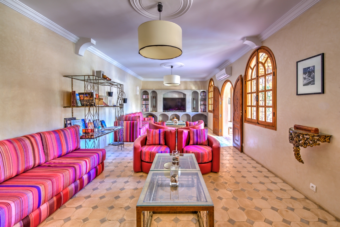 Riad Janoub - TV lounge